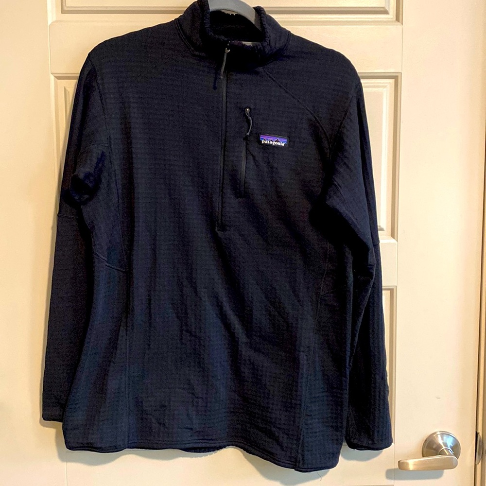 Patagonia R1, quarter zip, black, size large
